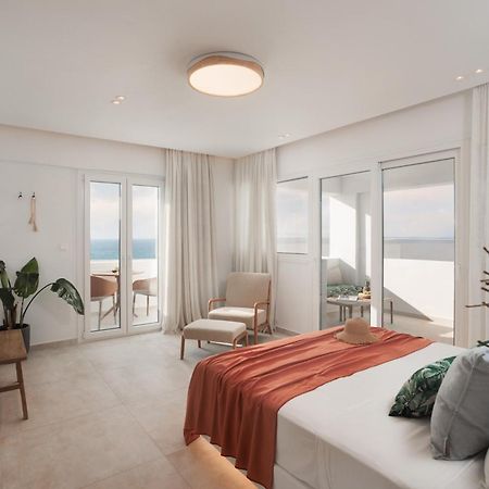 Seanfinity Beachfront Suites Mikri Vigla Eksteriør billede