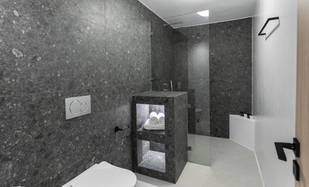 Seanfinity Beachfront Suites Mikri Vigla Eksteriør billede
