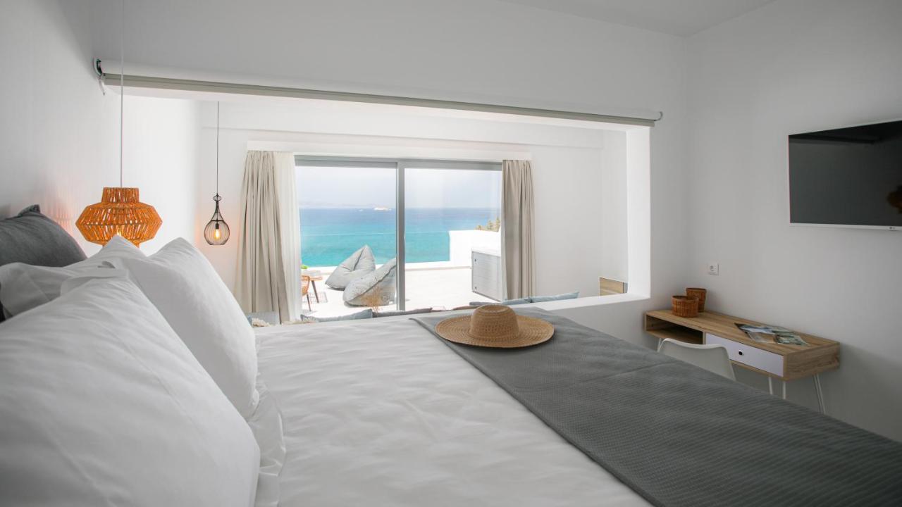Seanfinity Beachfront Suites Mikri Vigla Eksteriør billede