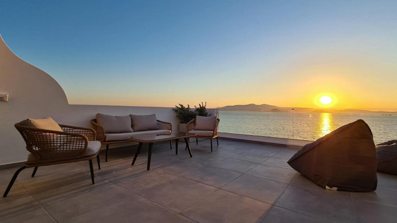 Seanfinity Beachfront Suites Mikri Vigla Eksteriør billede