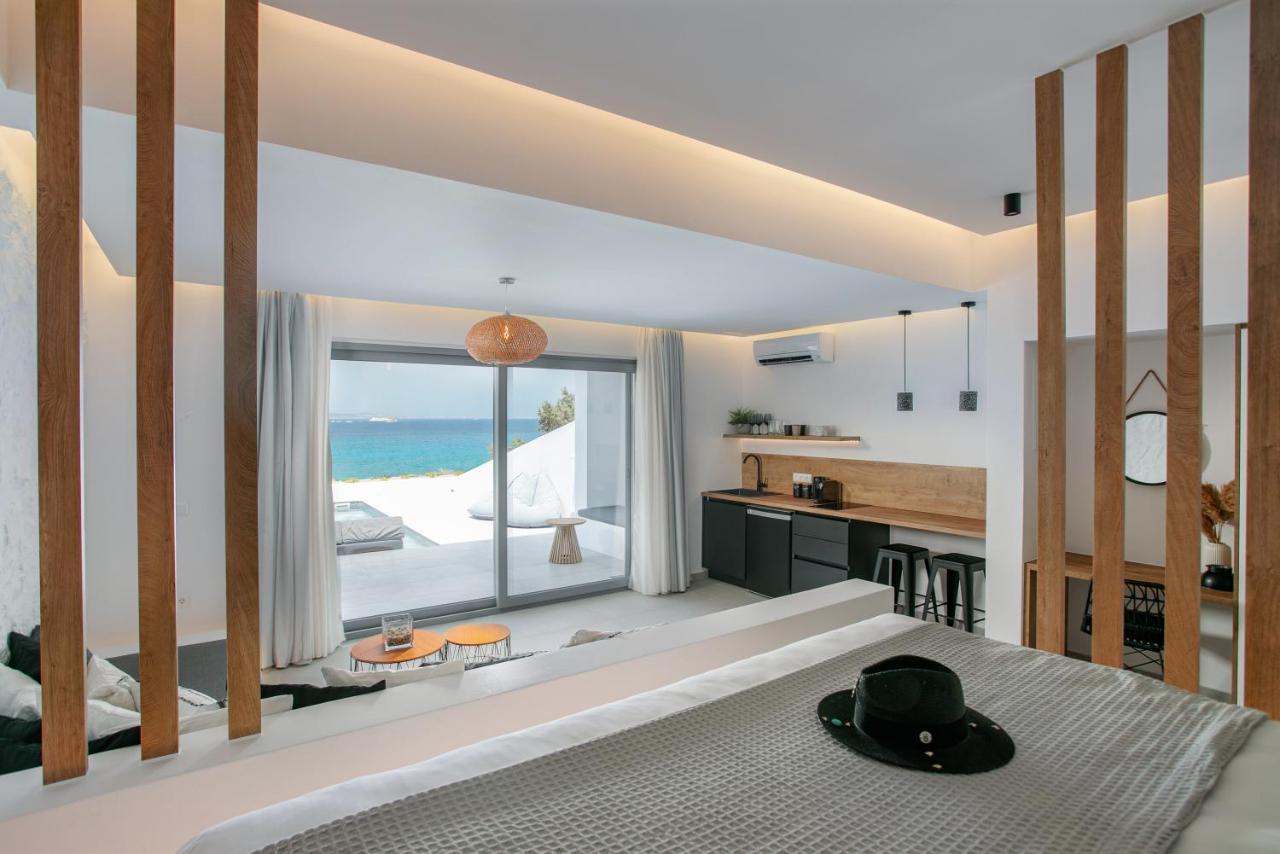 Seanfinity Beachfront Suites Mikri Vigla Eksteriør billede