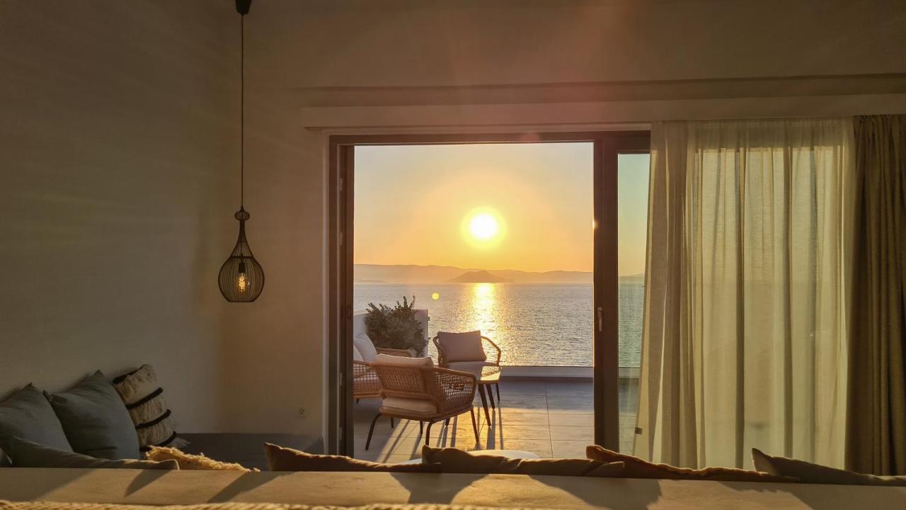 Seanfinity Beachfront Suites Mikri Vigla Eksteriør billede