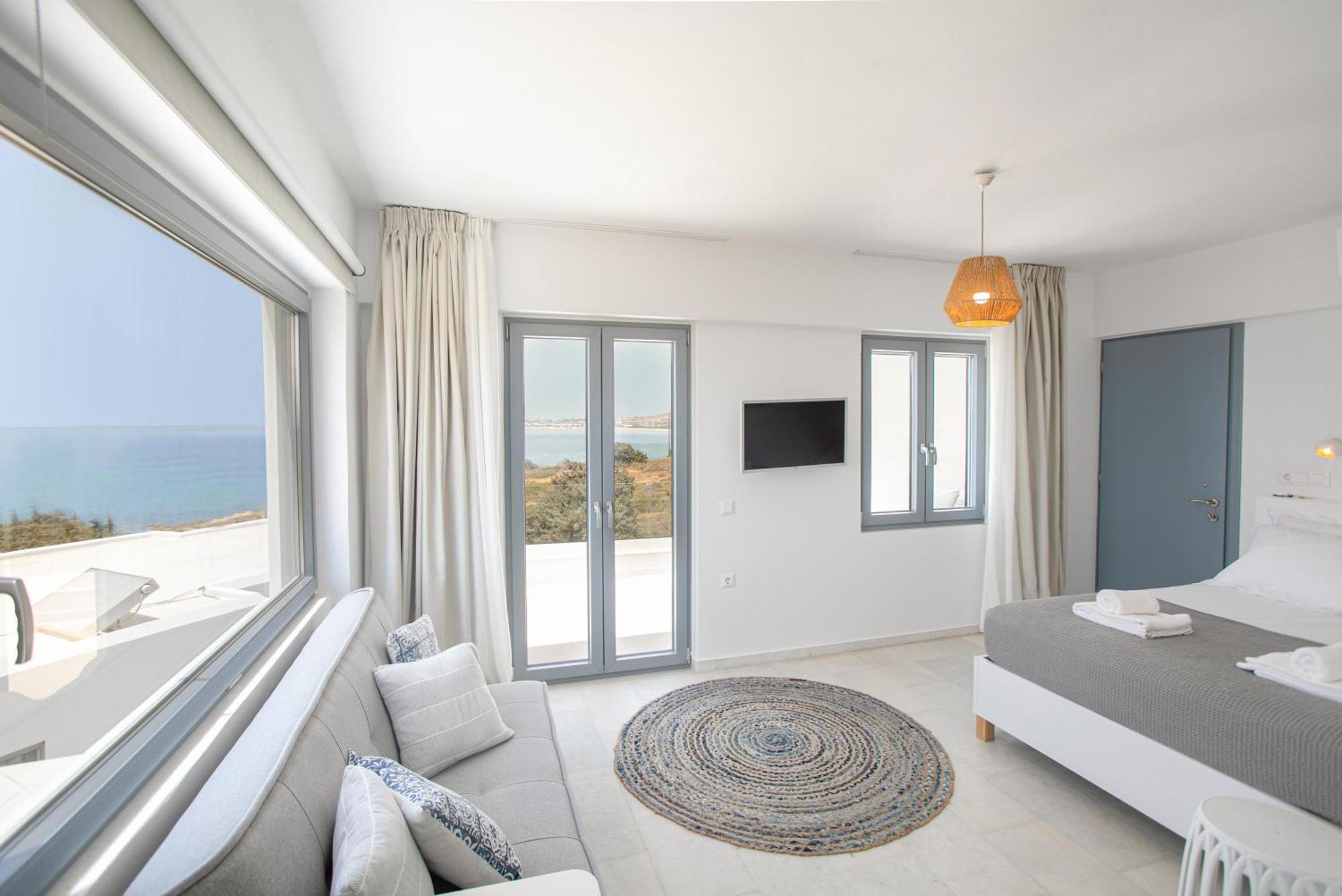 Seanfinity Beachfront Suites Mikri Vigla Værelse billede