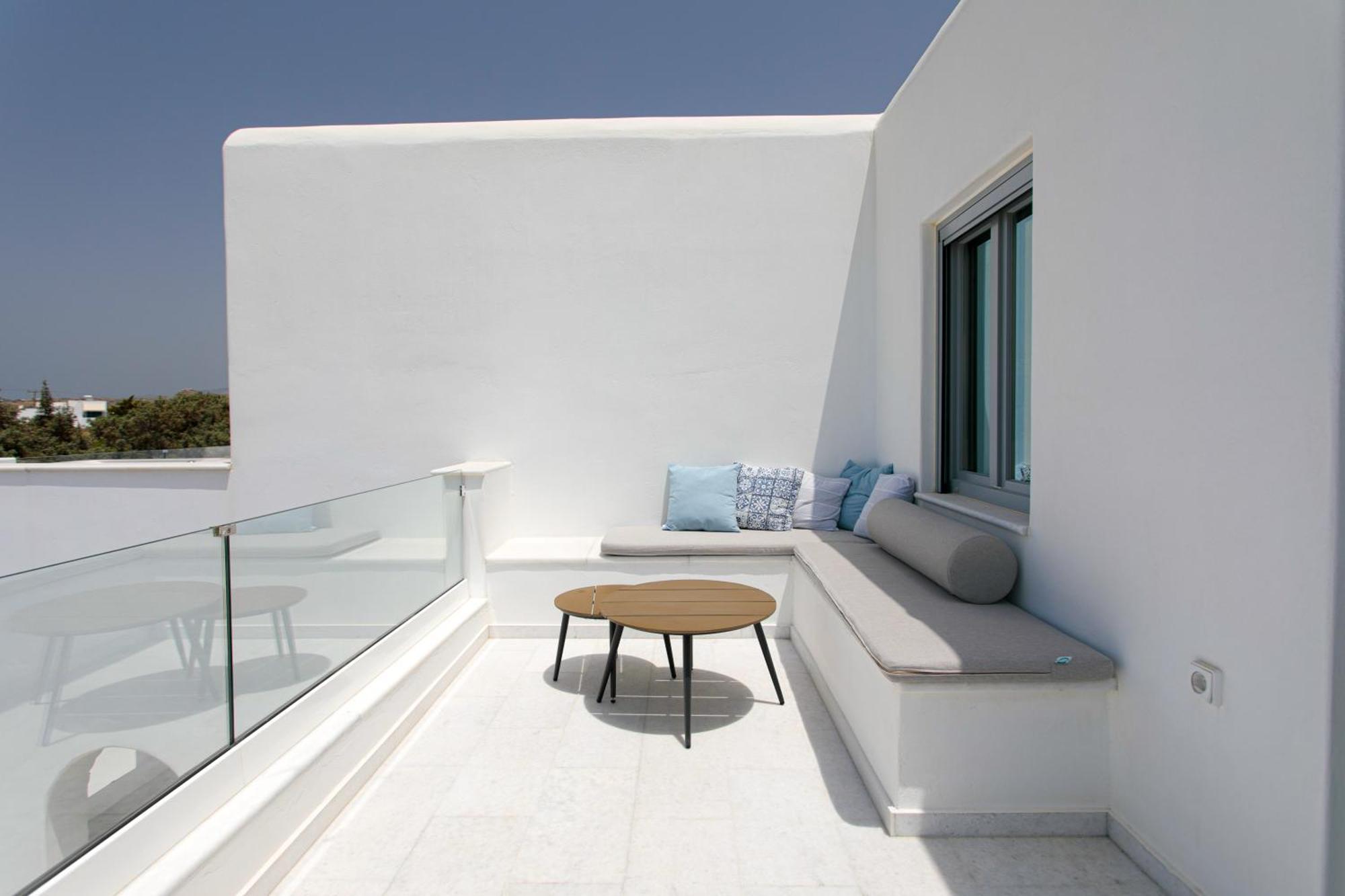 Seanfinity Beachfront Suites Mikri Vigla Værelse billede